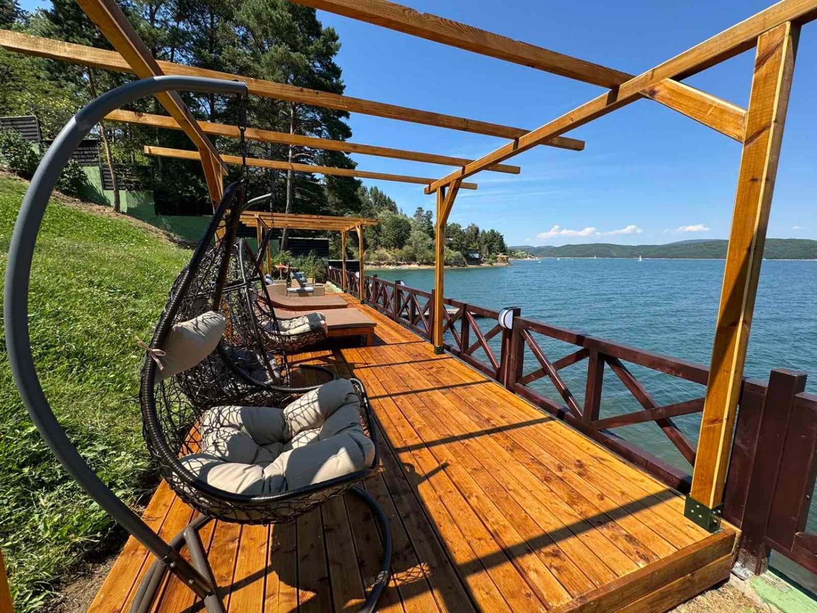 Villa Iskar Lake Residence By Bookvillabg Shtarkelovo Gnezdo Luaran gambar