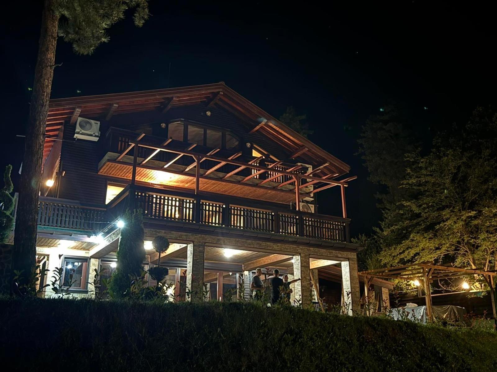 Villa Iskar Lake Residence By Bookvillabg Shtarkelovo Gnezdo Luaran gambar