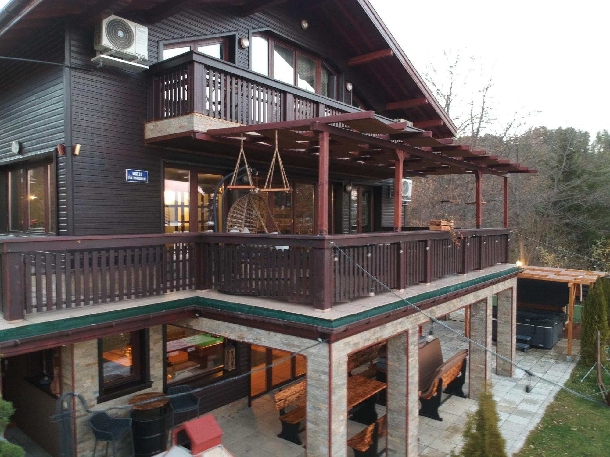 Villa Iskar Lake Residence By Bookvillabg Shtarkelovo Gnezdo Luaran gambar